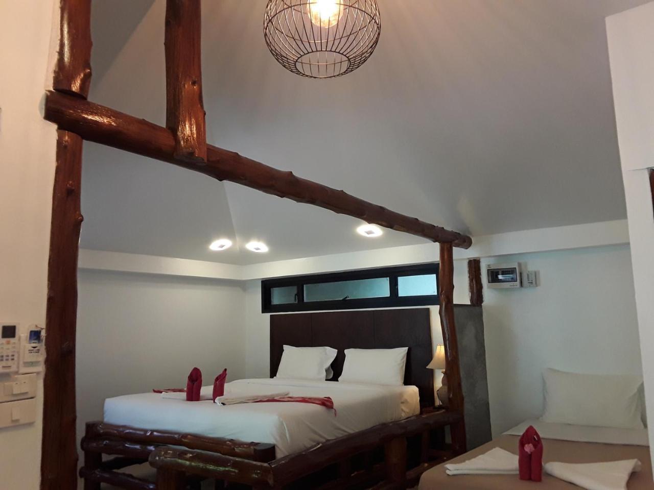 Hotel Chaweng 2*
